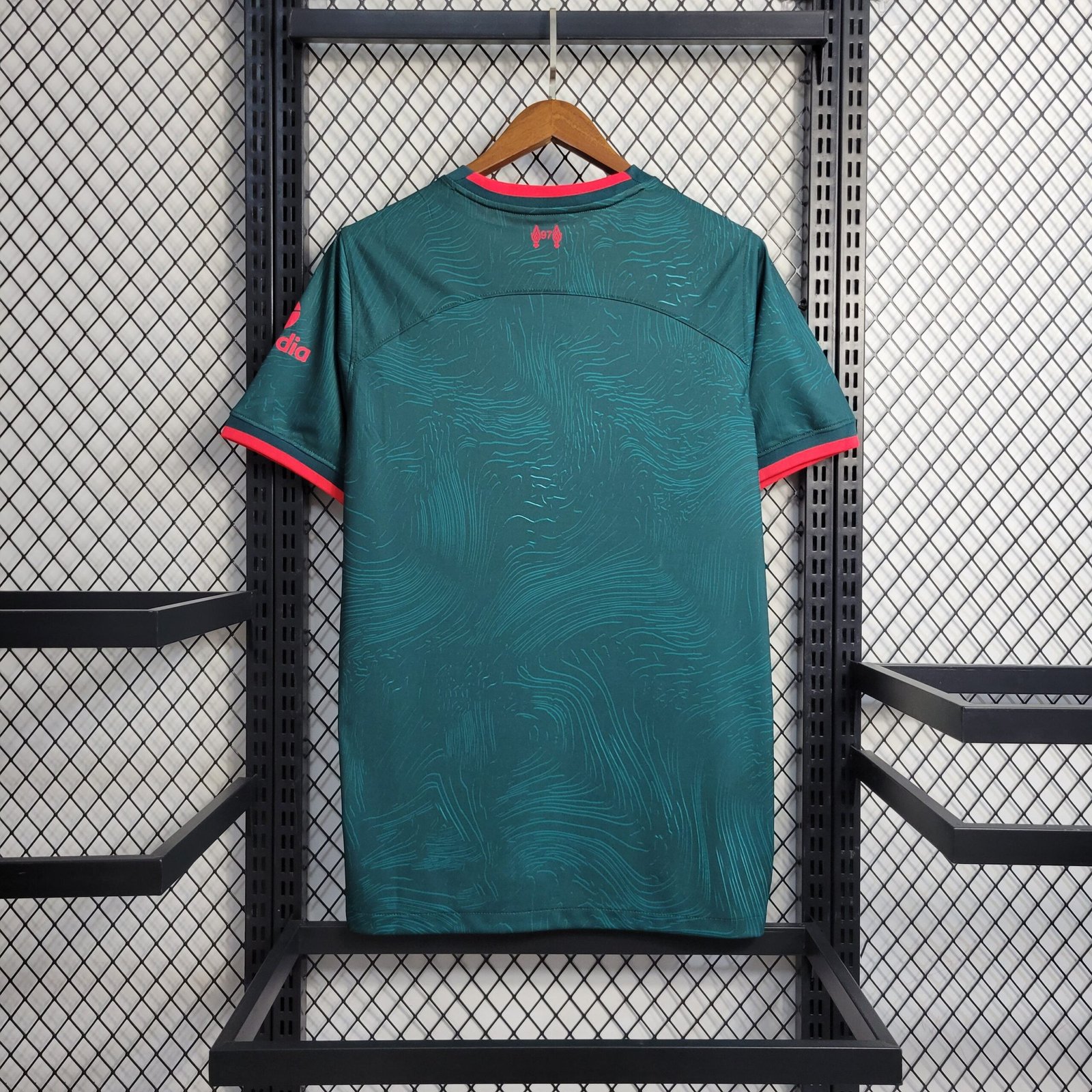Camisola Liverpool Terceira 2022/23 - Image 2