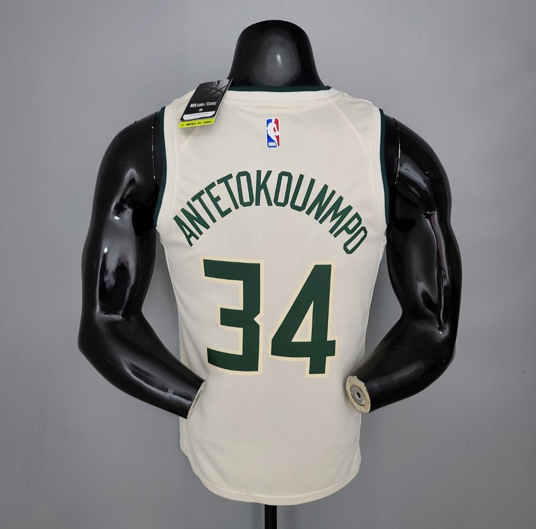 Milwaukee Bucks - Image 2