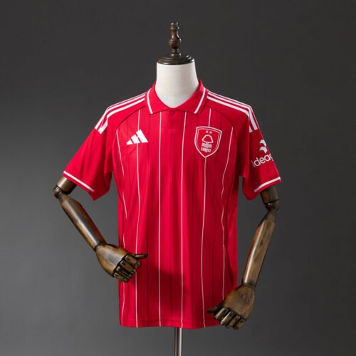 Camisola Nottingham Forest Principal 2025/26
