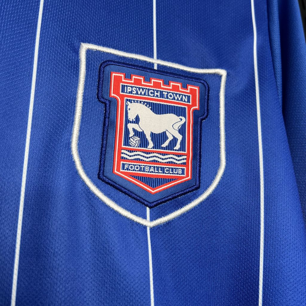 Camisola Ipswich Town Principal 2024/25 - Image 2